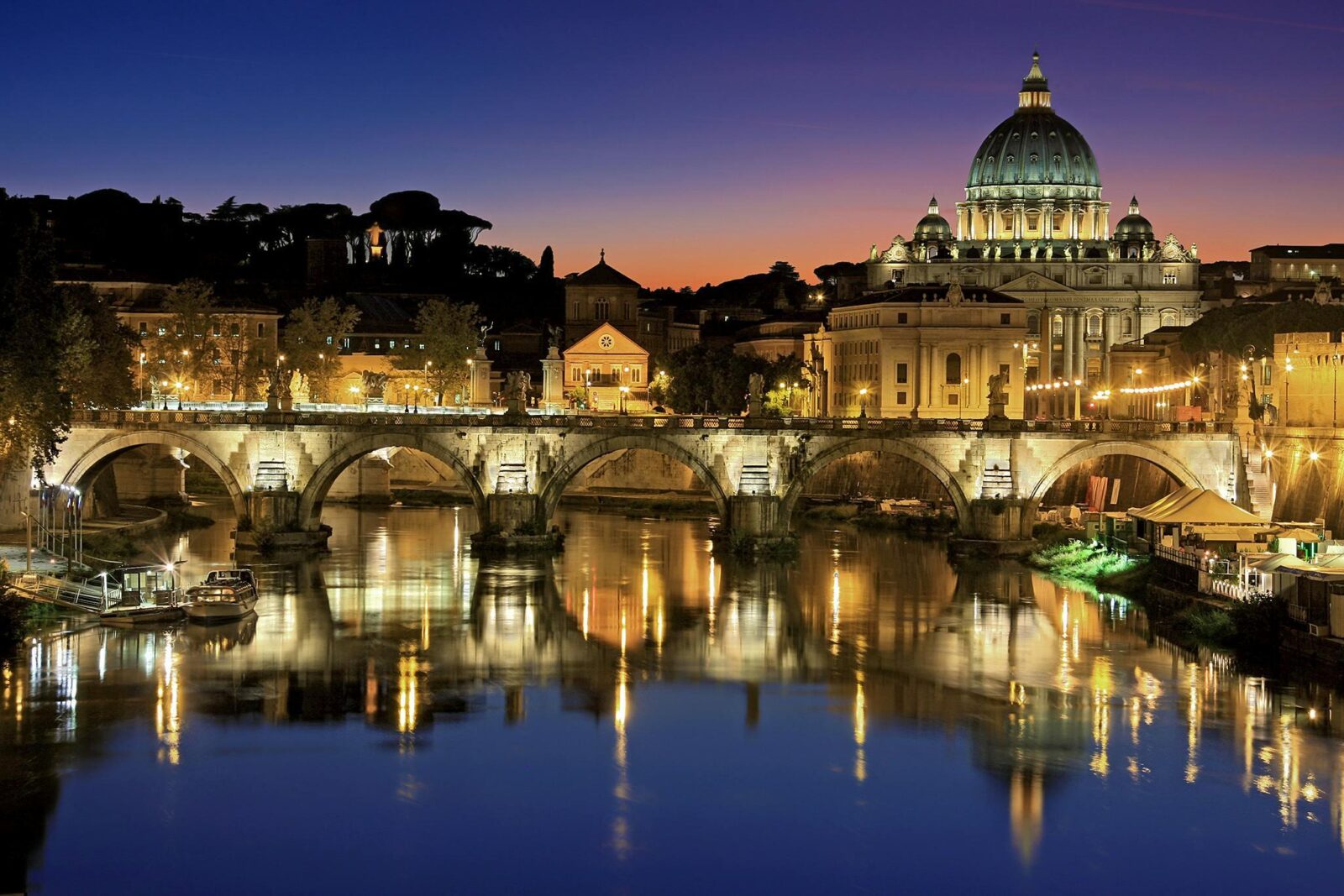 Rome by Night https://www.pexels.com/@julius-silver-240301/